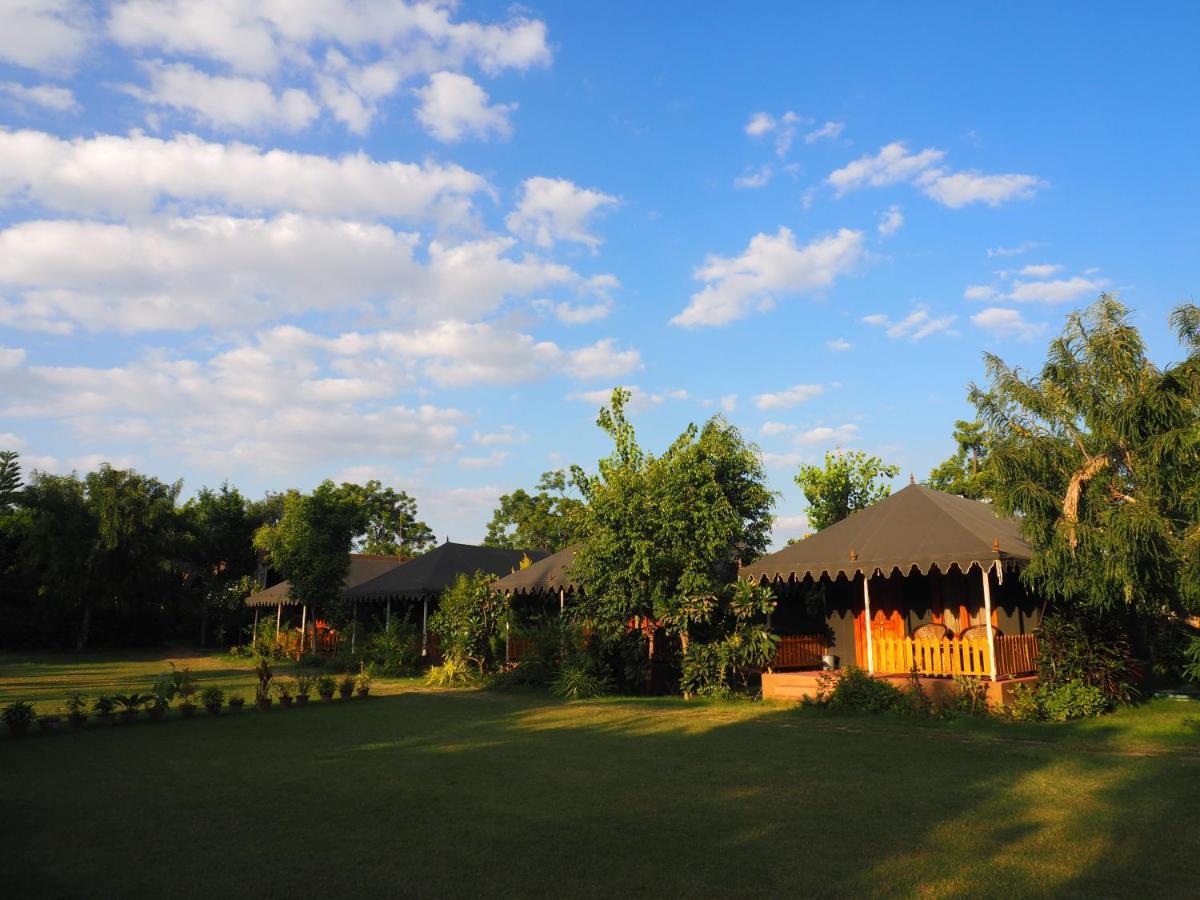 Pushkar Vela Resort ภายนอก รูปภาพ