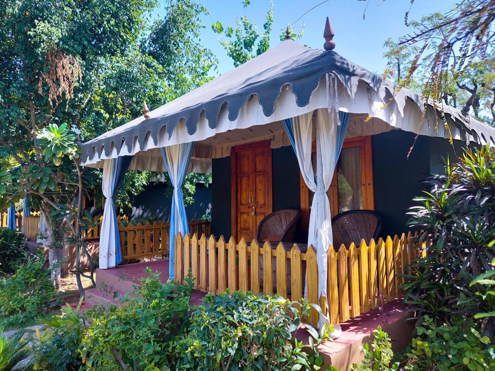 Pushkar Vela Resort ภายนอก รูปภาพ