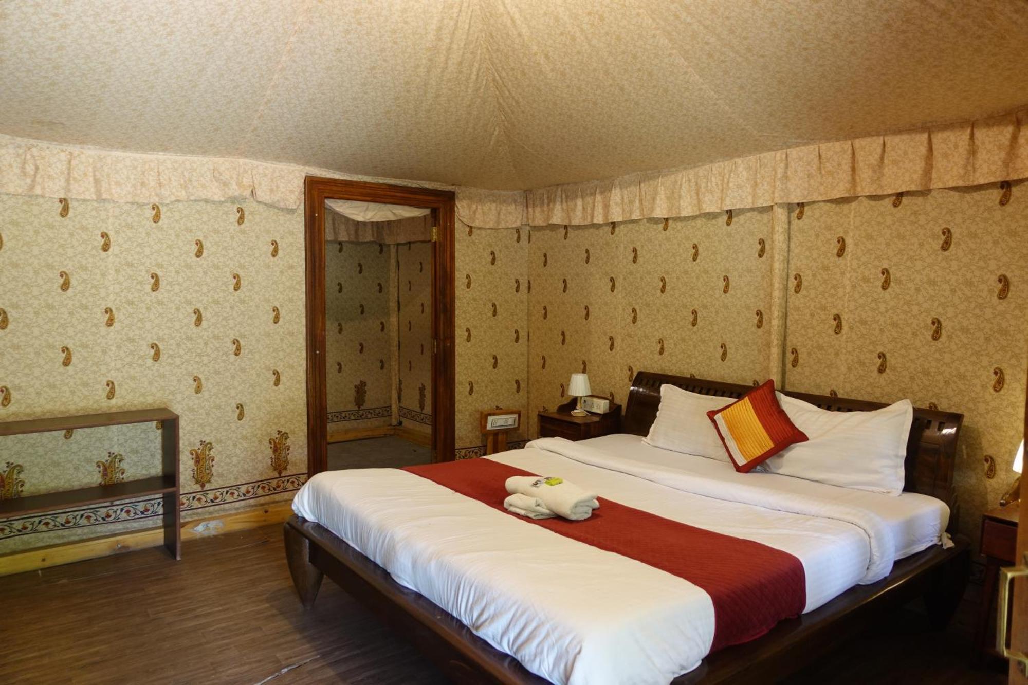 Pushkar Vela Resort ภายนอก รูปภาพ
