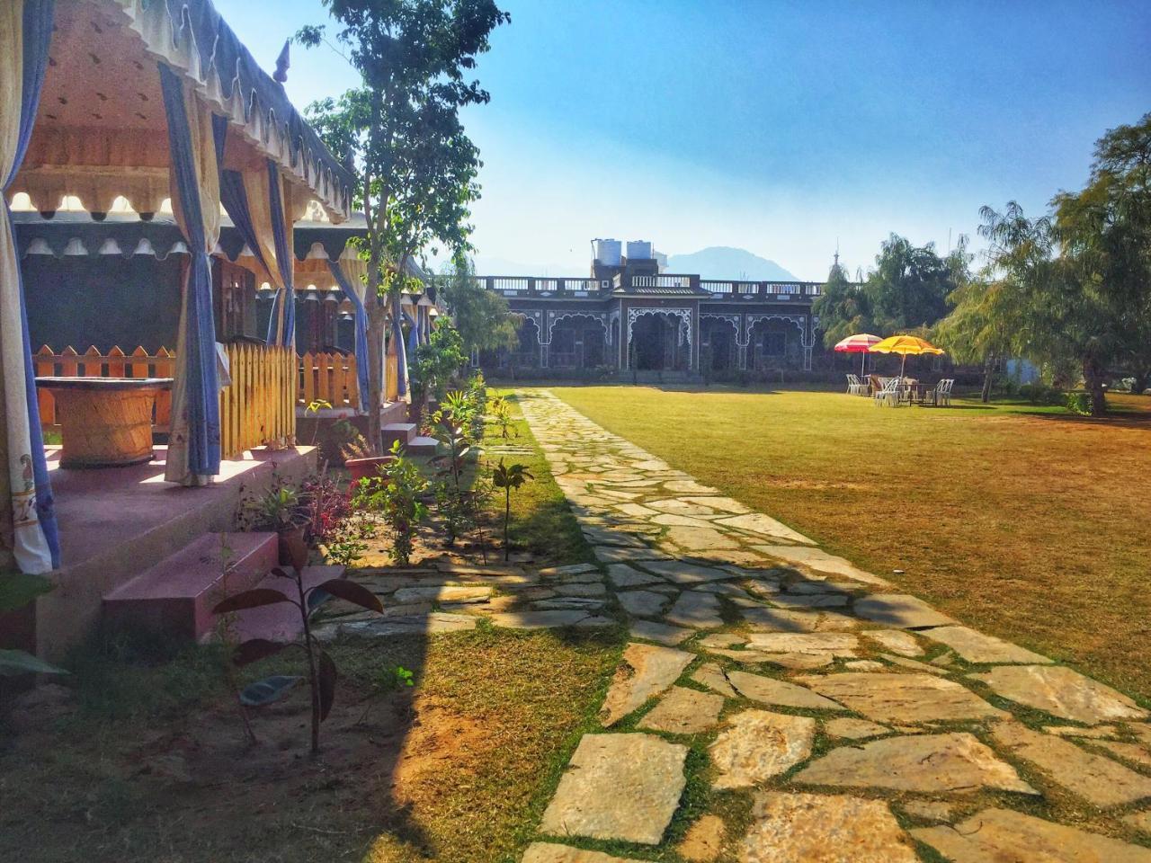 Pushkar Vela Resort ภายนอก รูปภาพ