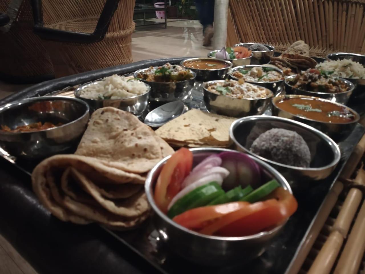 Pushkar Vela Resort ภายนอก รูปภาพ