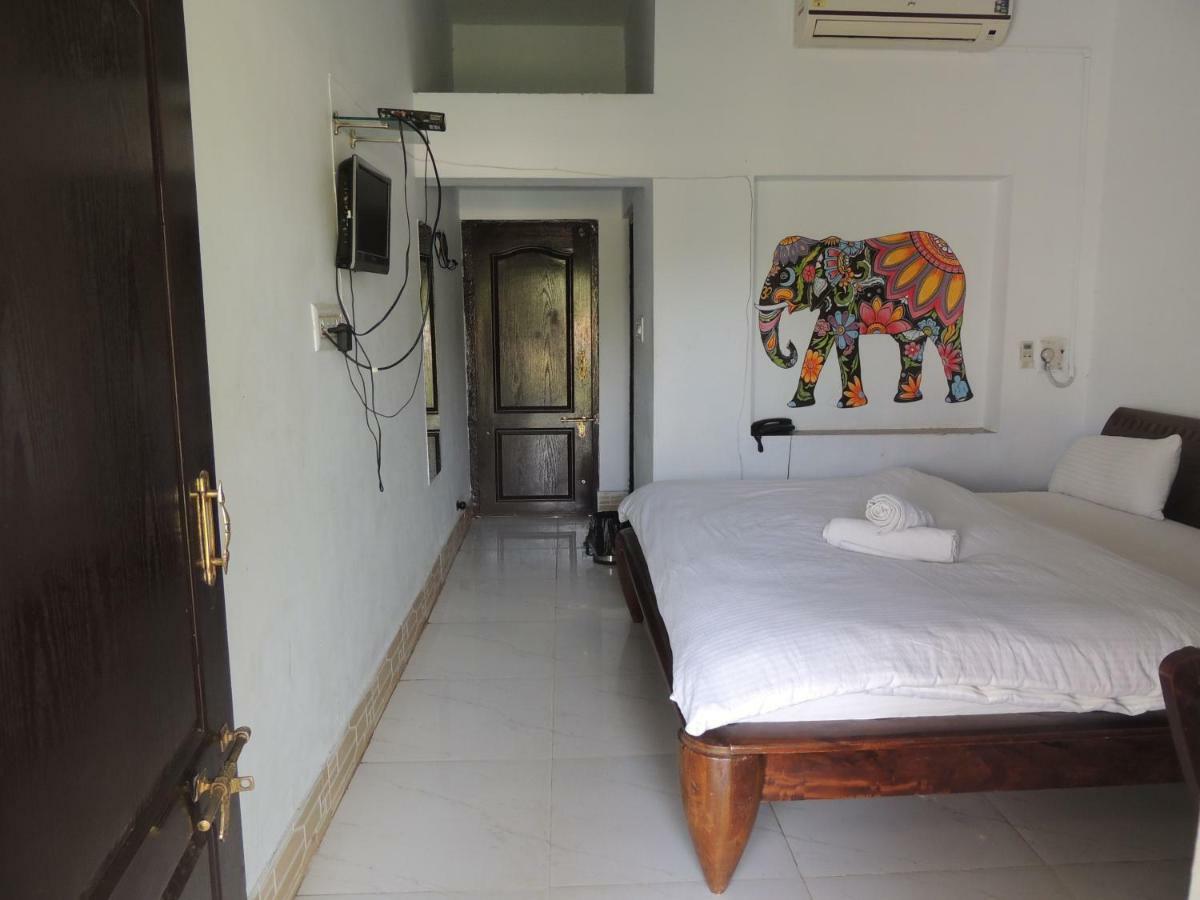 Pushkar Vela Resort ภายนอก รูปภาพ